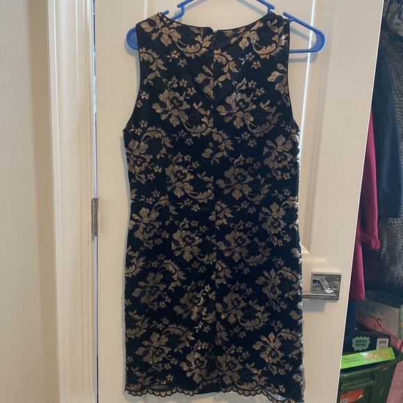 Dress - Picture 4 of 6